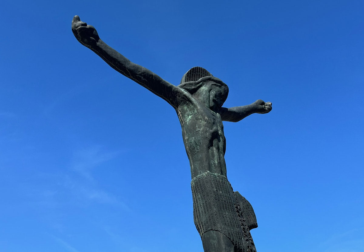 “O Jesus, I surrender myself to you, take care of everything!”