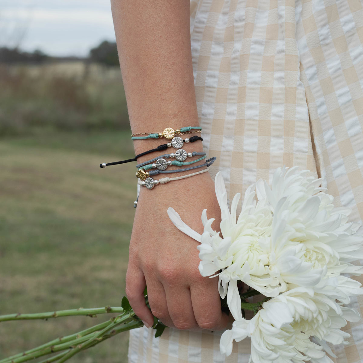 Bloom Bracelet - One Gold Flower