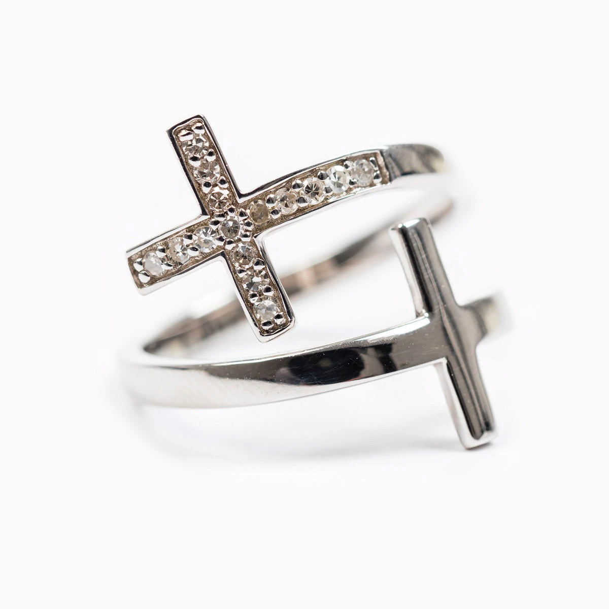 Pillar of Faith Ring - White Diamonds