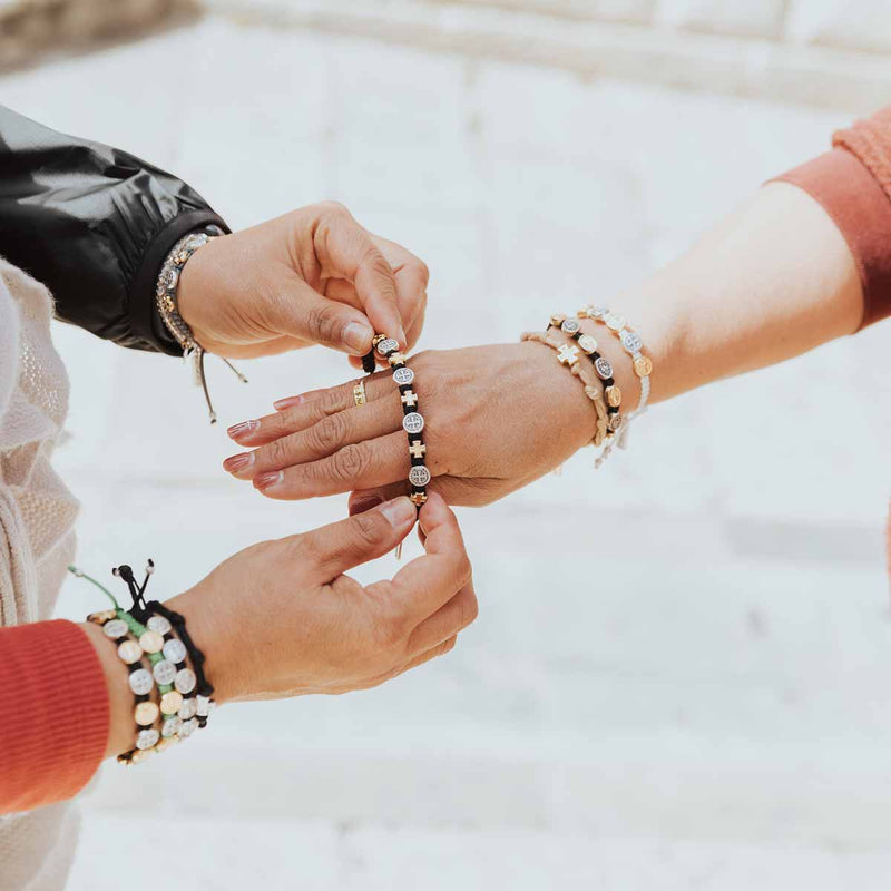 Olbye Silver Finger Ring Bracelet Dainty Hand Chain Bracelet Jewelry Gift  for Women and Girls : Amazon.in: Jewellery